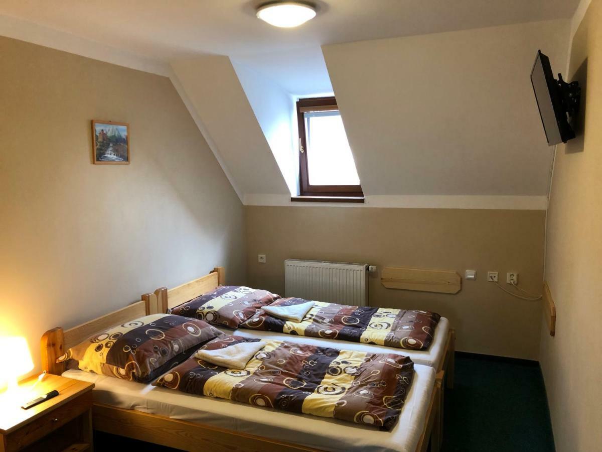 Penzion Samorost Jarosov nad Nezarkou Exterior foto